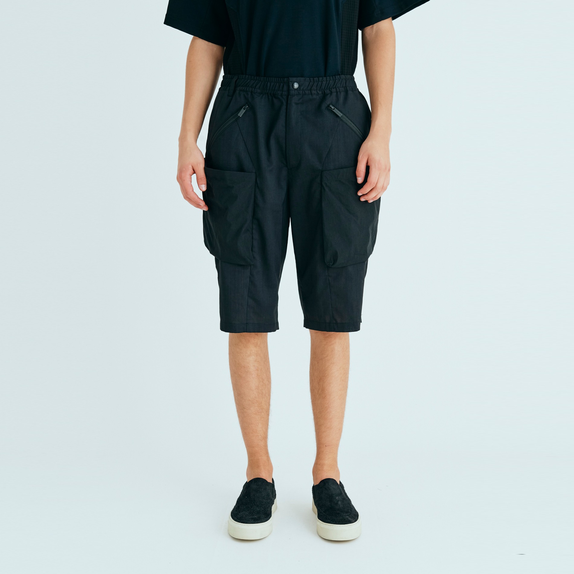 SS23 WHITE MOUNTAINEERING  STRETCH CARGO SHORT PANT BLACK